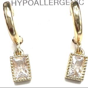 E72. Swarovski Crystal Gold Overlay Hoop Dangle earrings